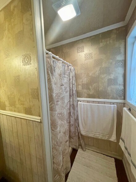 More Photos Of 85 Main St, Georgetown Specialty For Sale