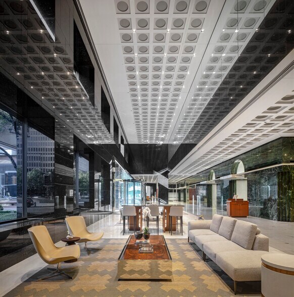 More Photos Of 1000 Louisiana St, Houston Office For Lease