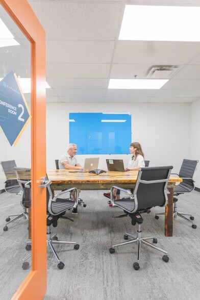 More Photos Of 25 N Market St, Jacksonville Coworking Space