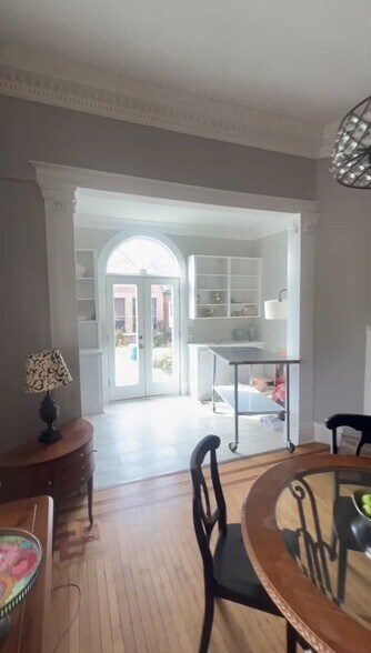 More Photos Of 157 Cambridge Ave E, Greenwood Apartments For Sale