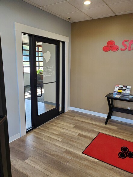 More Photos Of 1510 W Court St, Flint Medical For Lease