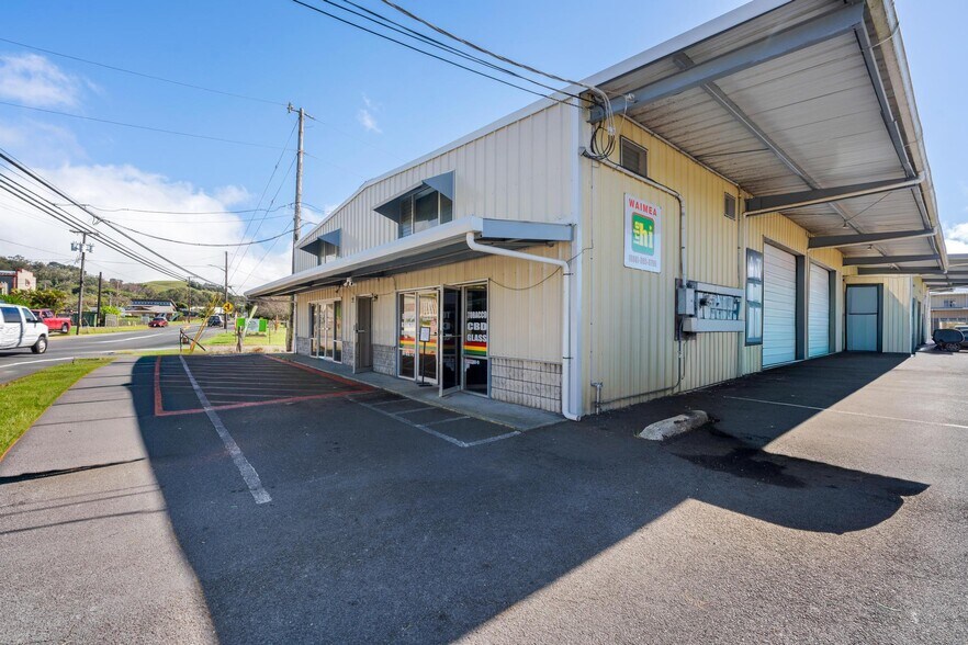 More Photos Of 64-1013 Mamalahoa Hwy, Kamuela Storefront Retail Office For Sale