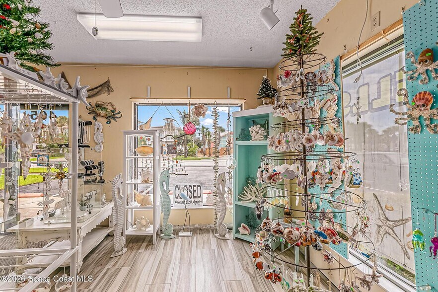 More Photos Of 405 Ocean Ave, Melbourne Beach General Retail For Sale
