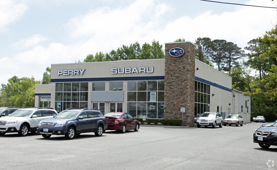 Primary Photo Of 6611 E Virginia Beach Blvd, Norfolk Auto Dealership For Lease
