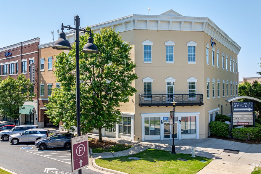 More Photos Of 2015 Ayrsley Town Blvd, Charlotte Unknown For Lease