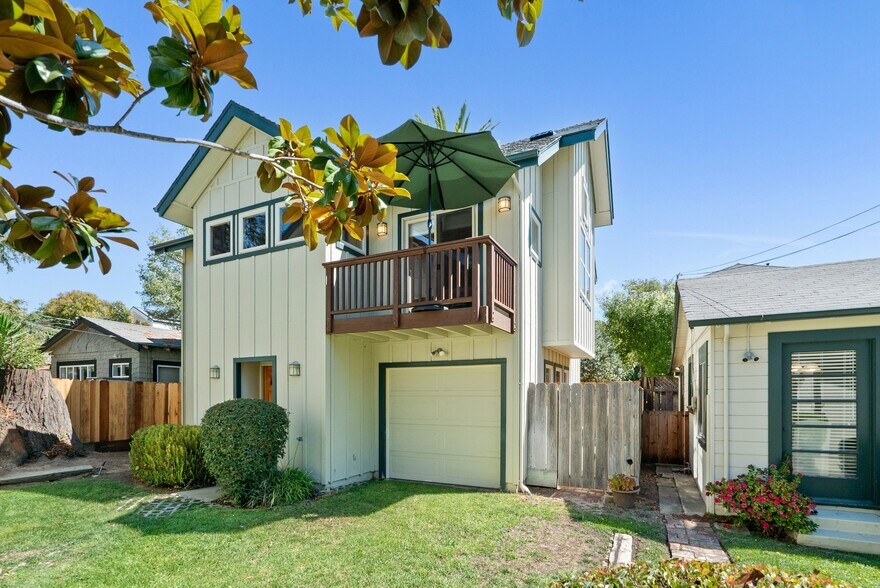 More Photos Of 518 Capitola Ave, Capitola Multifamily For Sale