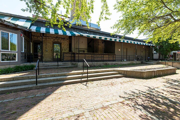 More Photos Of 21 N River St, Batavia Unknown For Lease