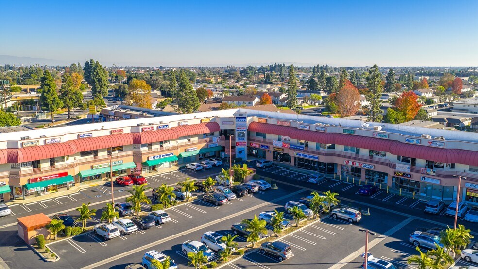 More Photos Of 8902-8942 Garden Grove Blvd, Garden Grove General Retail For Sale