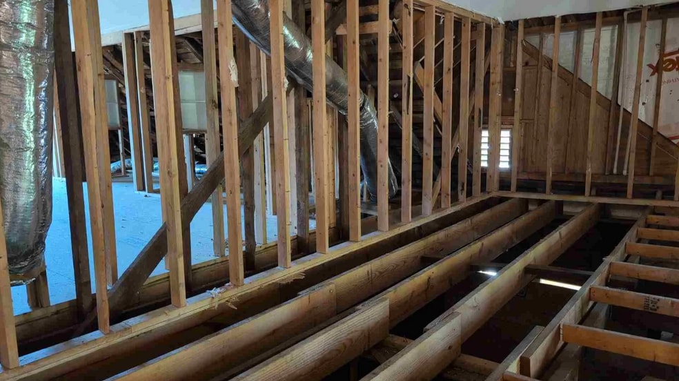More Photos Of 31 N Main St, Alpharetta Office Residential For Sale