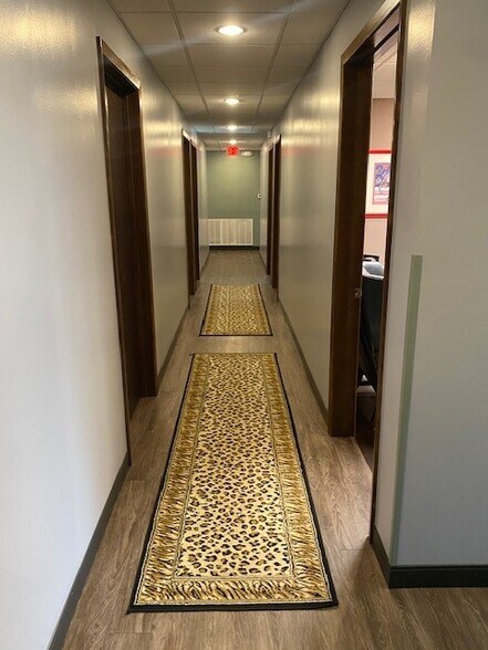 More Photos Of 530 Lexington Ave, San Antonio Medical For Sale