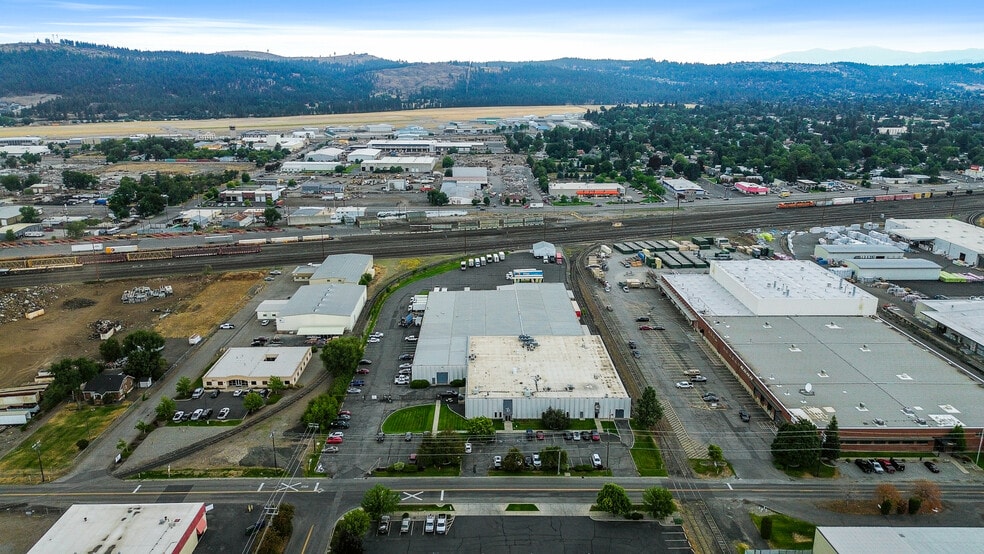More Photos Of 6715 E Mission Ave, Spokane Warehouse For Lease
