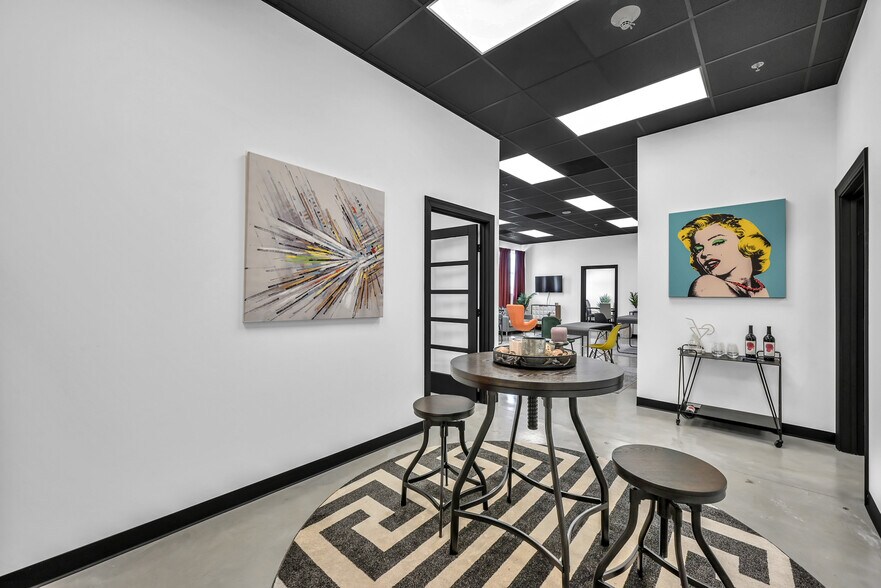 More Photos Of 525 Woodland Square Blvd, Conroe Coworking Space