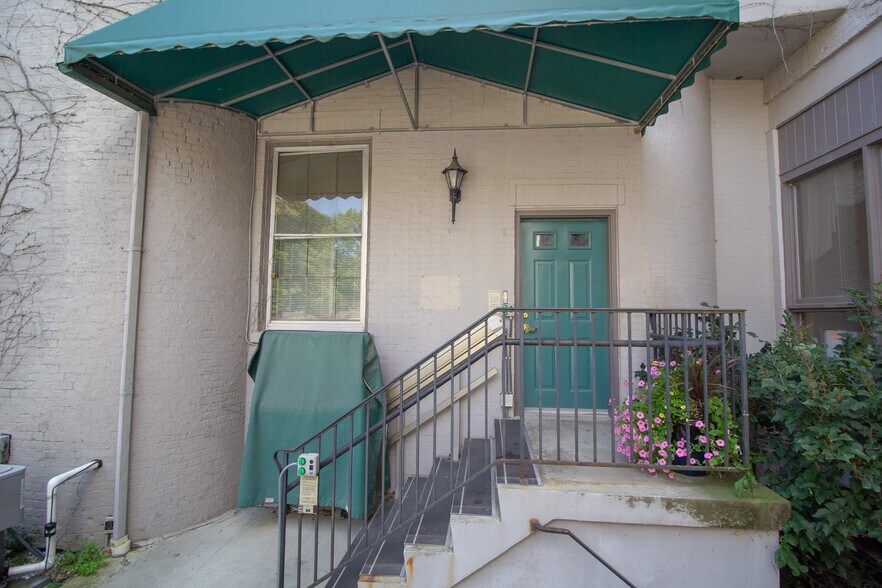 More Photos Of , Troy Unknown For Sale