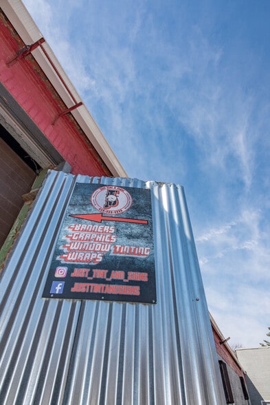 More Photos Of 4128 Hayward Ave, Baltimore Warehouse For Sale