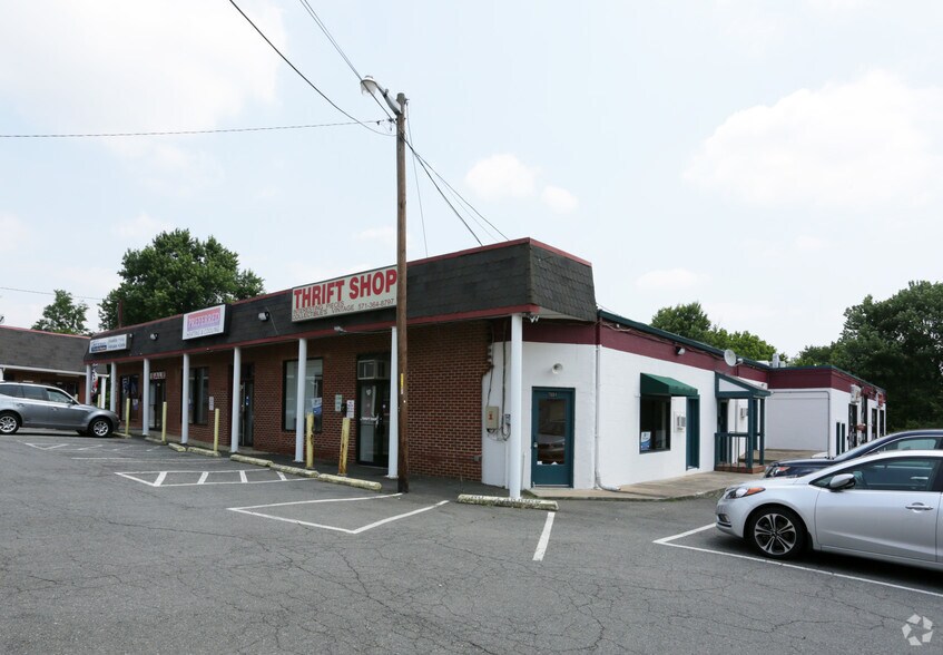 More Photos Of 7565-7569 Centreville Rd, Manassas Unknown For Lease