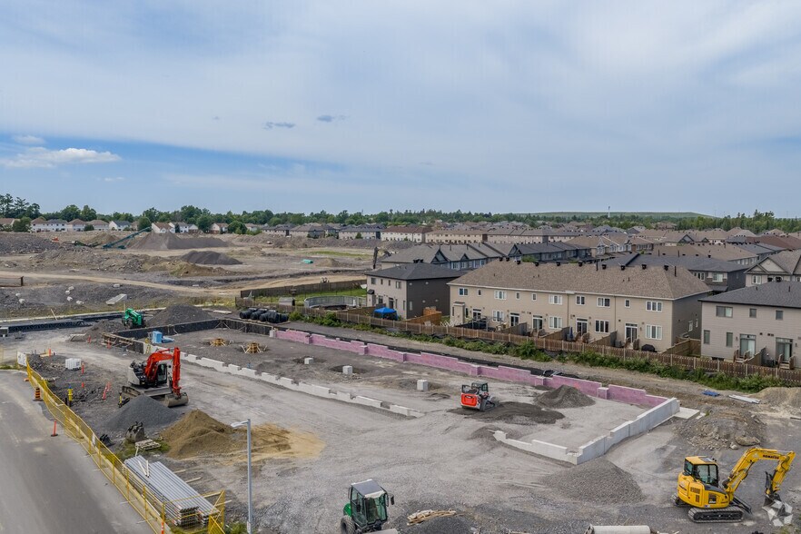 Primary Photo Of 6111 Hazeldean Rd, Ottawa General Retail For Lease