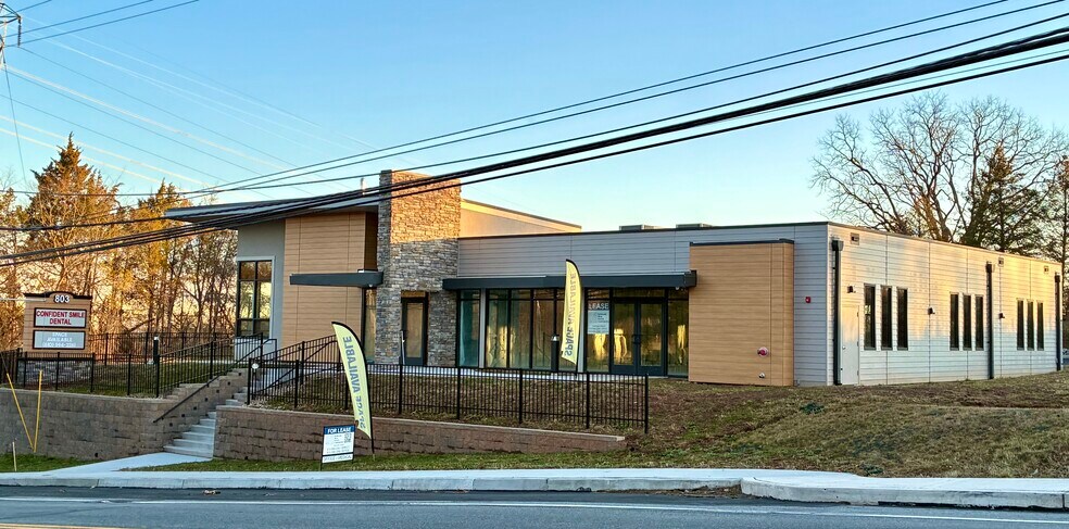 More Photos Of 803 W Main St, Collegeville Medical For Lease