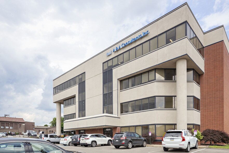 More Photos Of 1800 Pine Hollow Rd, McKees Rocks Medical For Lease