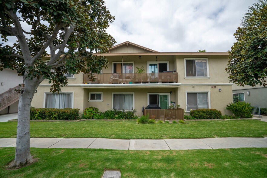 More Photos Of , Anaheim Multifamily For Sale