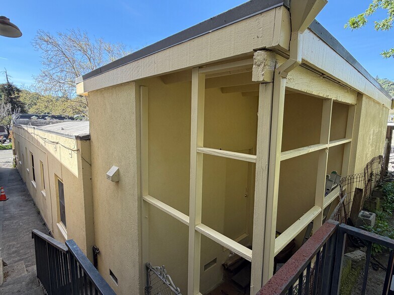 More Photos Of 1824 Sir Francis Drake Blvd, Fairfax Freestanding For Sale