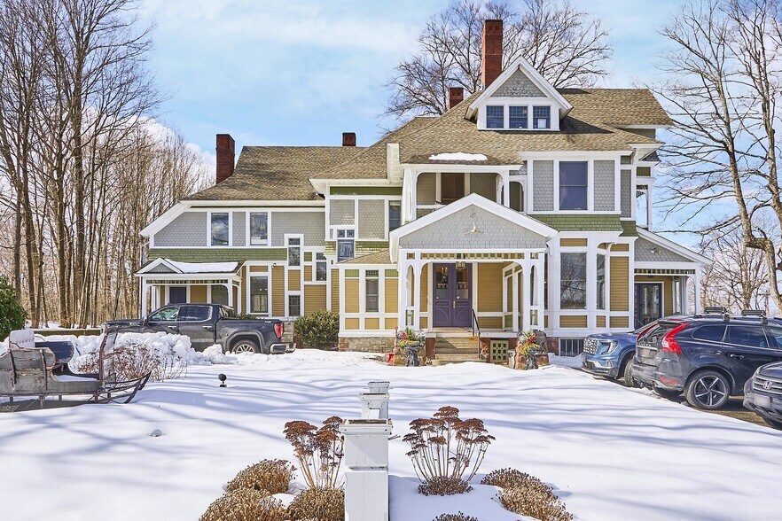 More Photos Of 2 South St, Grafton Office For Lease