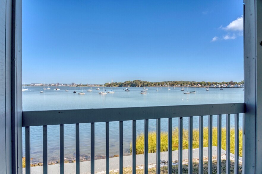 More Photos Of 88 Cove St, New Haven Apartments For Sale