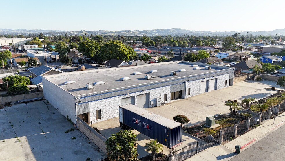 More Photos Of 1256 E 3rd St, Pomona Industrial For Sale