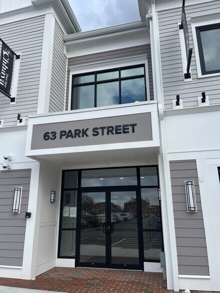 More Photos Of 63 Park St, Andover Office For Lease