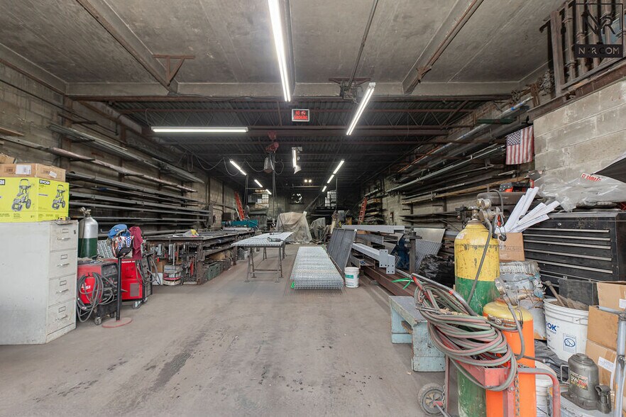 More Photos Of 10620 157th St, Jamaica Warehouse For Sale