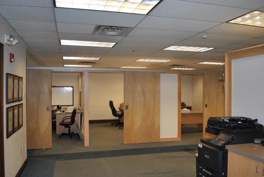 More Photos Of 1361 E 55th St, Cleveland Manufacturing For Sale