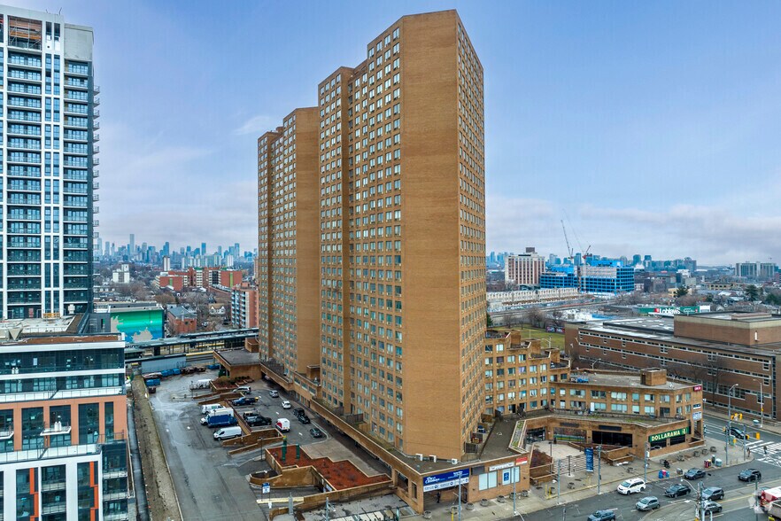 More Photos Of 2340-2360 Dundas St W, Toronto Apartments For Lease