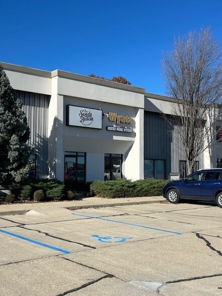 Primary Photo Of 1150-1170 S Creasy Ln, Lafayette Showroom For Lease