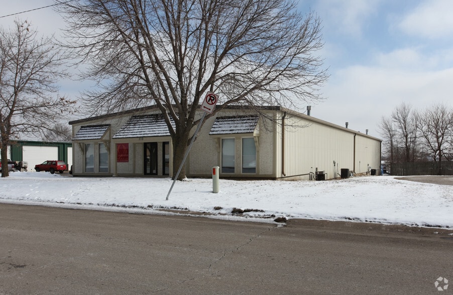More Photos Of 310 N Winchester St, Olathe Warehouse For Sale