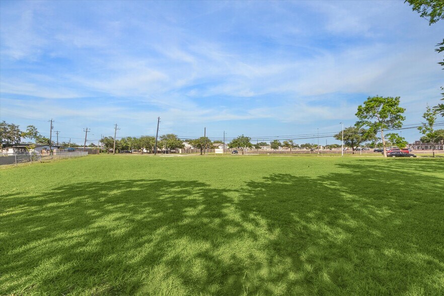 More Photos Of 0 Beamer, Houston Land For Sale