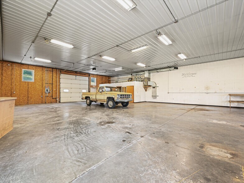 More Photos Of 10496 Ironwood Dr, Dubuque Land For Sale