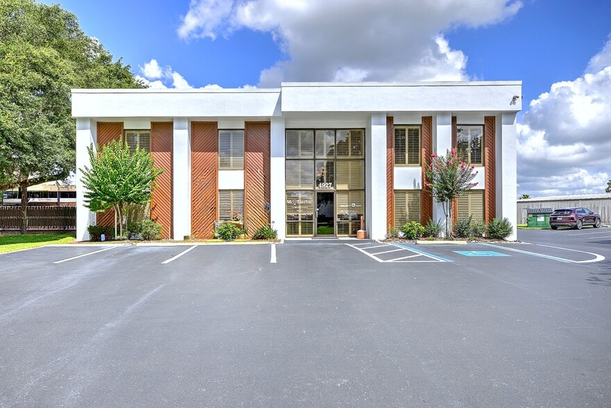 Primary Photo Of 4927 Southfork Dr, Lakeland Office For Sale