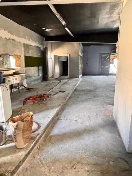 More Photos Of 1032 1st St, Pomona General Retail For Sale