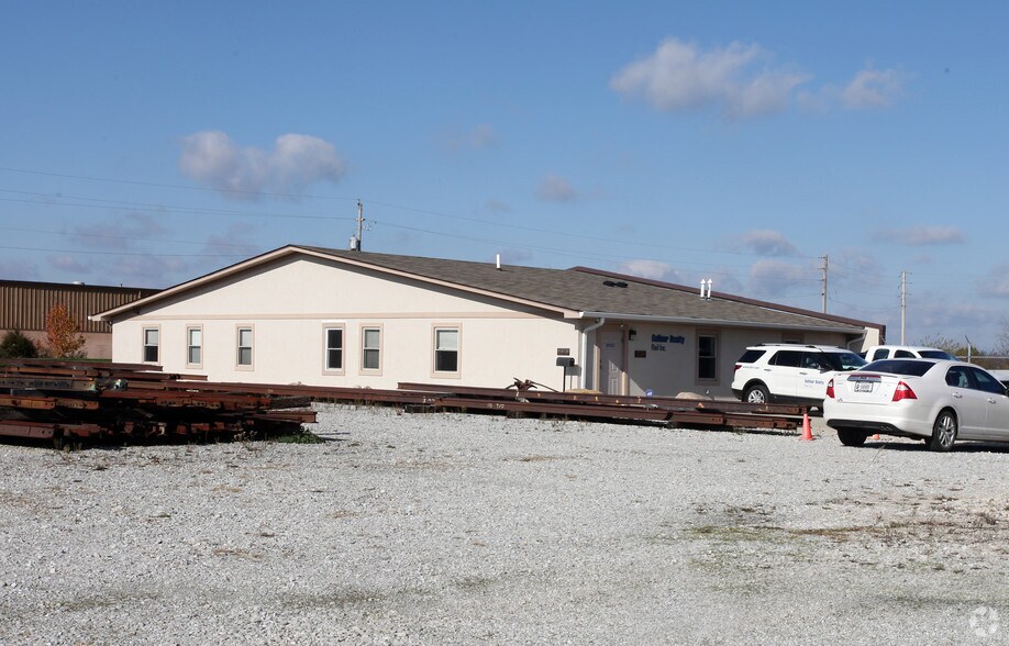 More Photos Of 8630 Brookville Rd, Indianapolis Industrial For Sale
