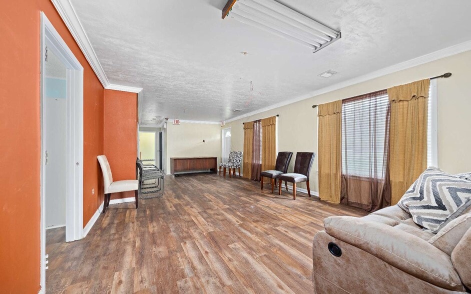 More Photos Of 7601 133rd Rd, Live Oak Assisted Living For Sale