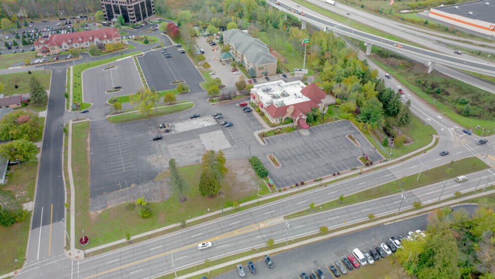 More Photos Of 2305 Sherman St, Wausau General Retail For Sale