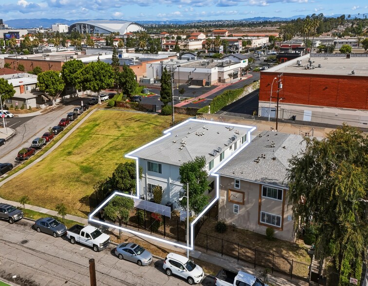 Primary Photo Of 3213 Bartdon Ave, Inglewood Apartments For Sale
