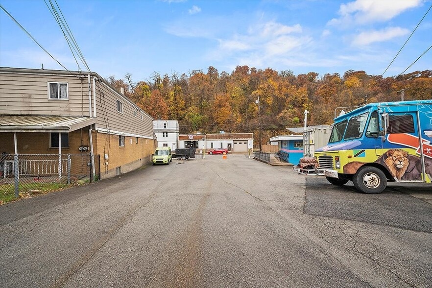 More Photos Of 624 North Ave, Pittsburgh Fast Food For Sale