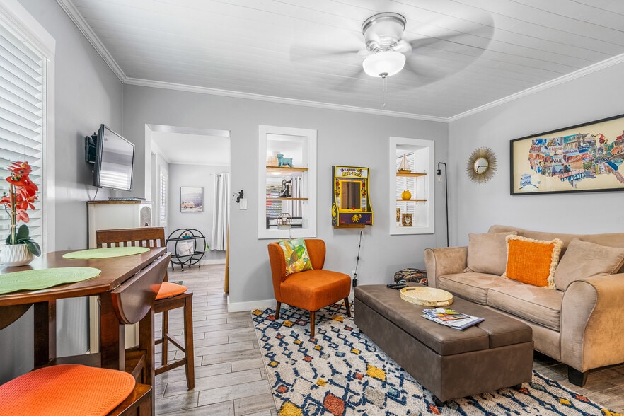 More Photos Of 11450 S Indian River Dr, Sebastian Hotel For Sale