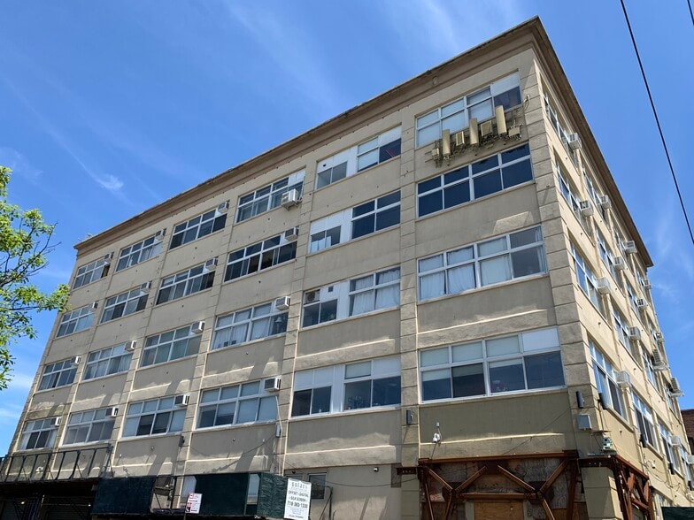 More Photos Of 231 Norman Ave, Brooklyn Apartments For Sale