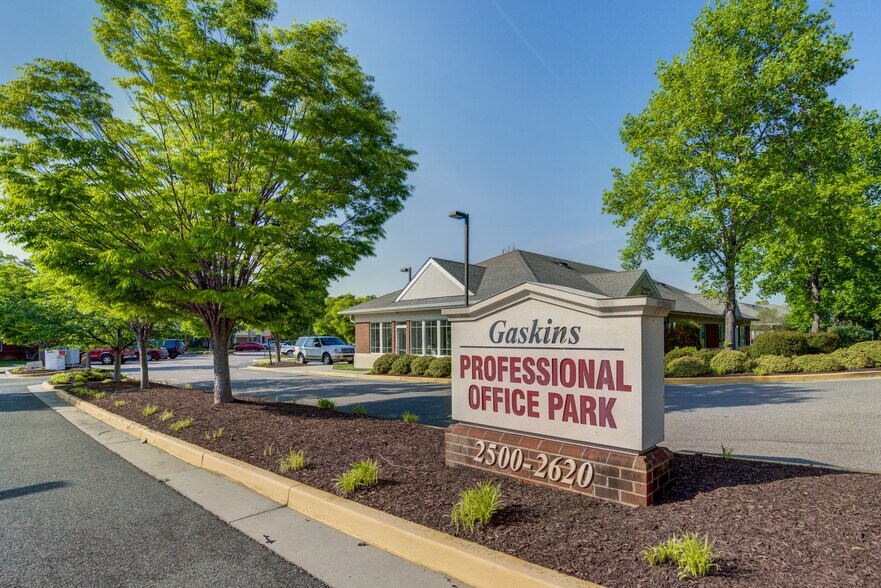 More Photos Of 2590 Gaskins Rd, Henrico Office For Lease