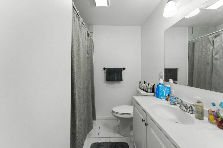 More Photos Of 101 Hooper Rd, Endicott Apartments For Sale