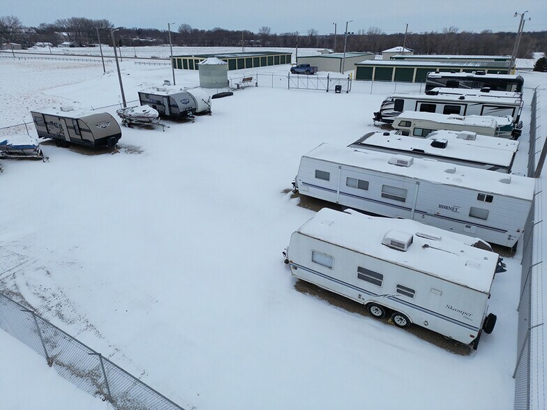 More Photos Of 805 9th st, Albert Lea Self Storage For Sale
