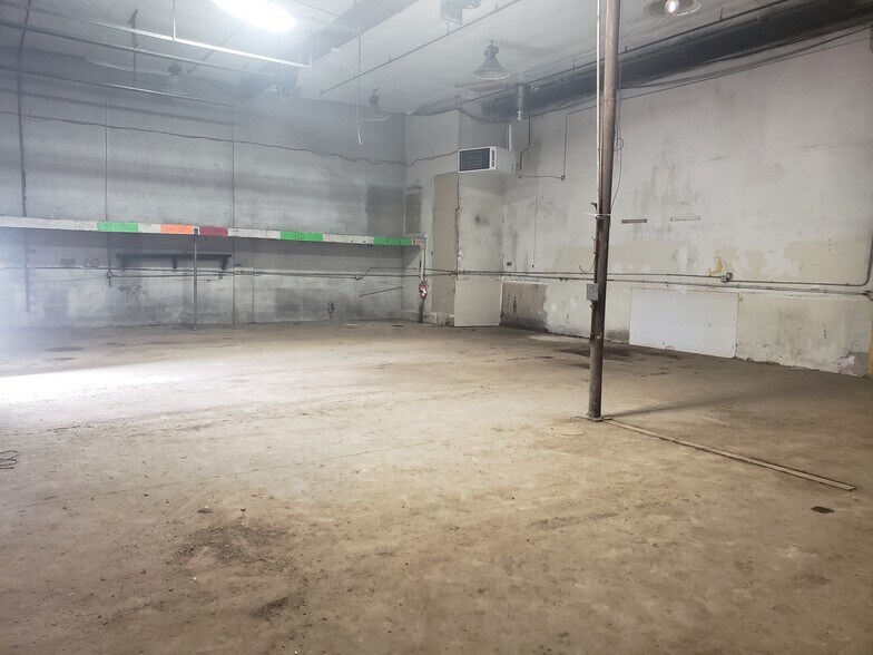 More Photos Of 3363 S 700 W, Salt Lake City Flex For Sale