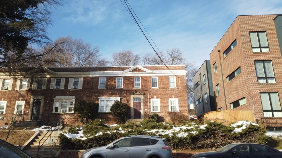 Primary Photo Of 820 Taylor St NE, Washington Apartments For Sale