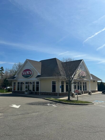 More Photos Of 5 Horton Pl, Topsham Restaurant For Lease